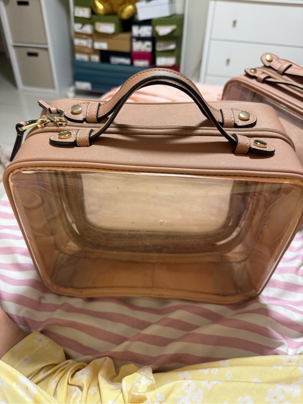 Calapak Large Clear Nude  Cosmetic Train Case with Top Handle